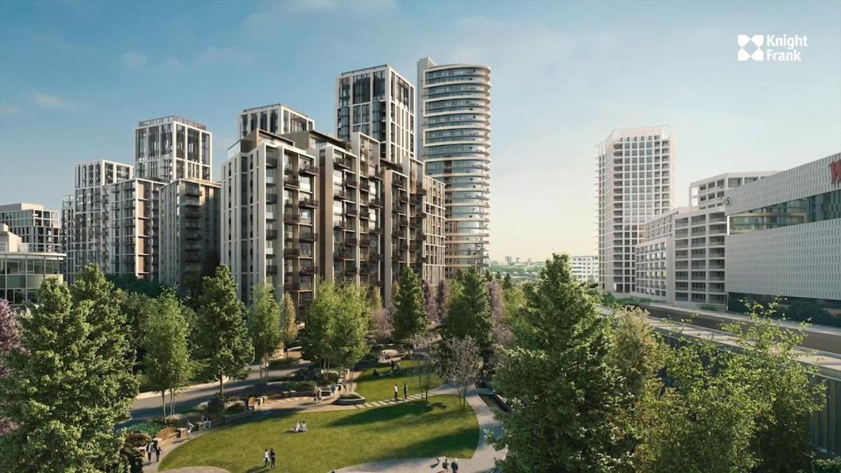 Apartment Luxury In White Living - Ideal For Family & Business